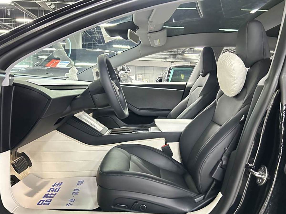 特斯拉 Model Y  2023款 后輪驅(qū)動(dòng)版圖片