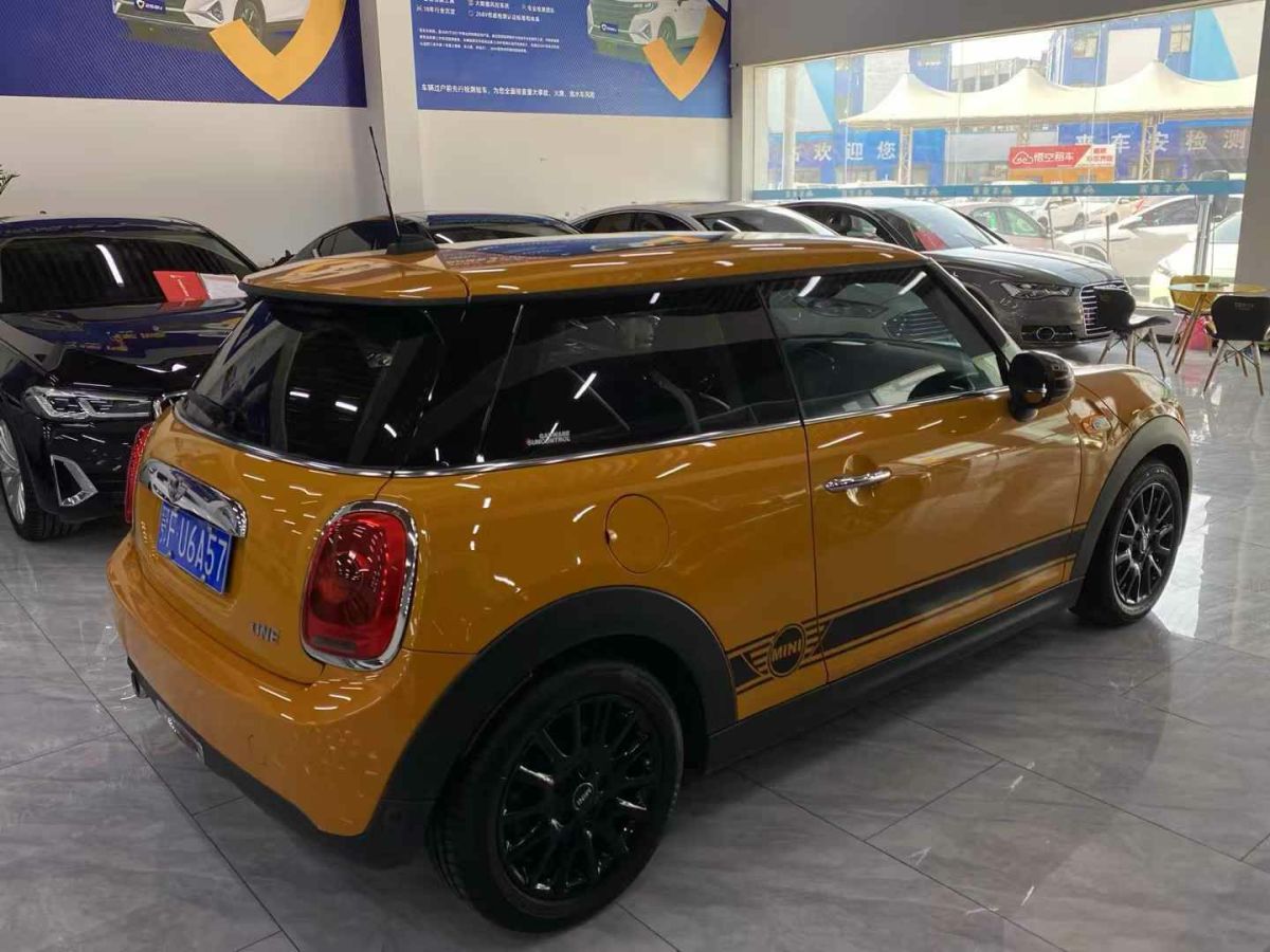 MINI MINI  2015款 1.2T 手動(dòng) ONE圖片