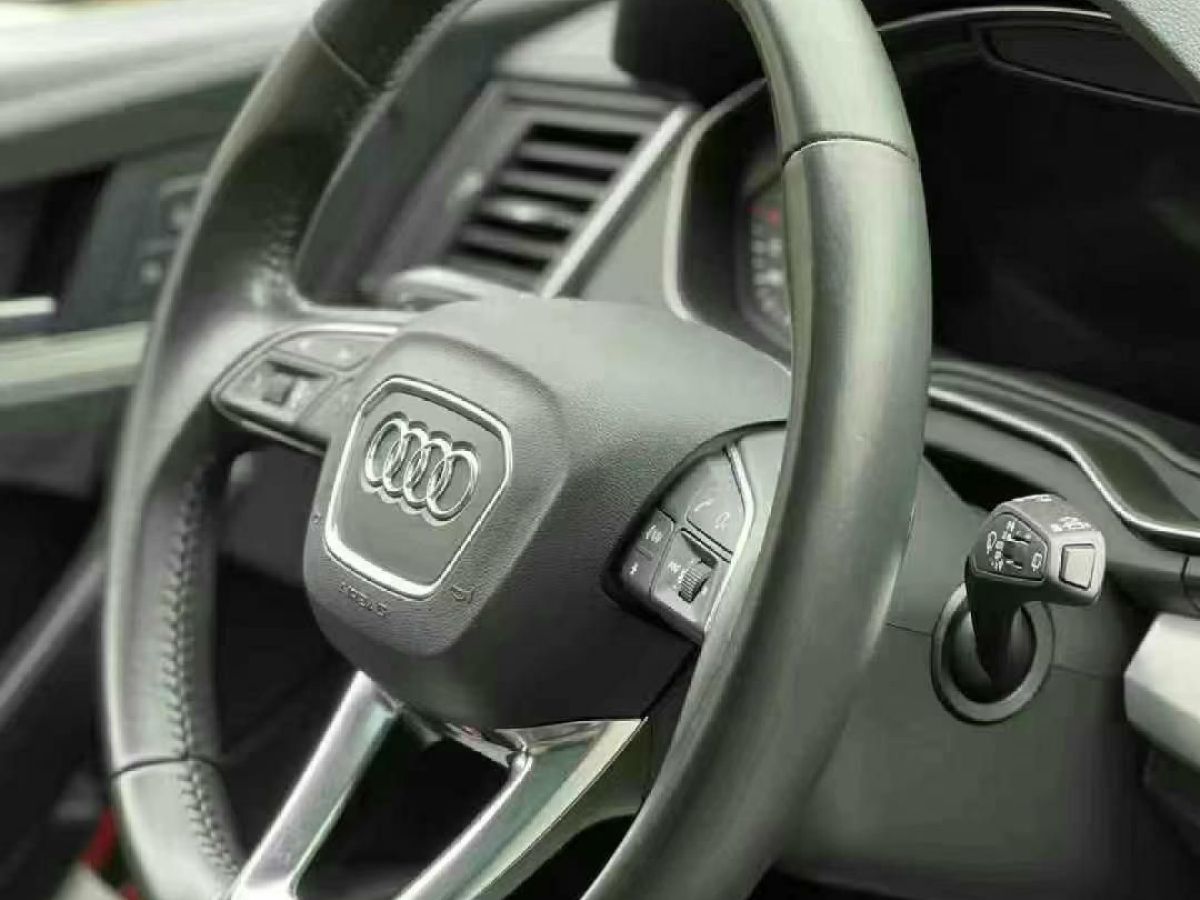 奧迪 奧迪Q3  2020款 35 TFSI 時尚動感型圖片