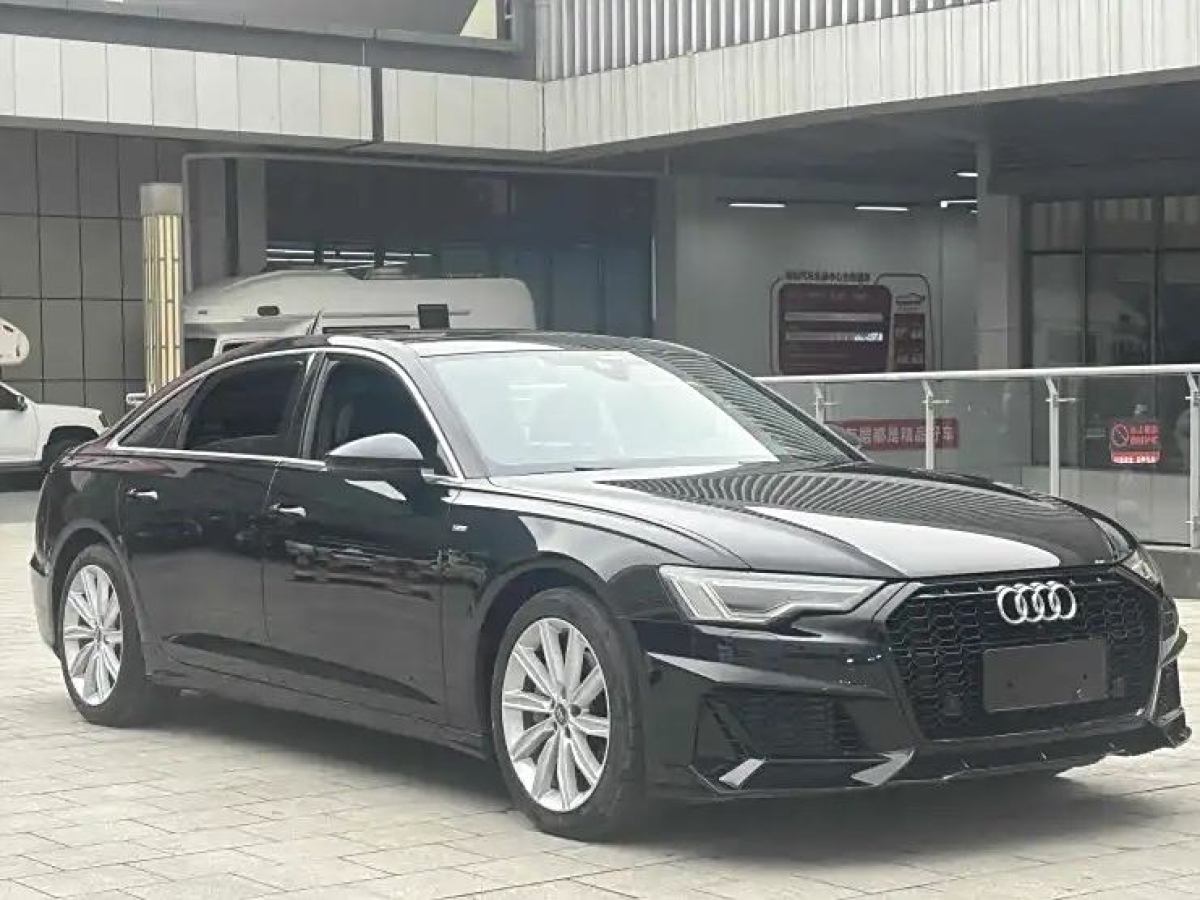 奧迪 奧迪A6L  2021款 45 TFSI quattro 臻選動感型圖片