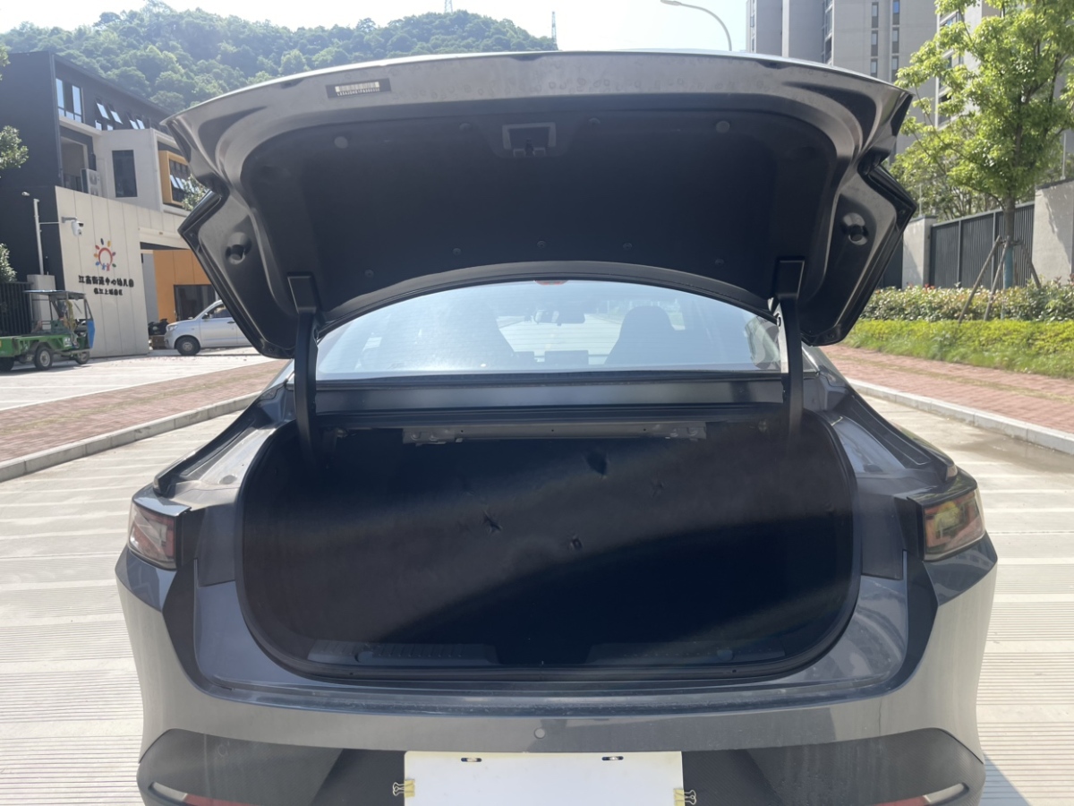長(zhǎng)安 逸達(dá)  2023款 藍(lán)鯨NE 1.5T GDI DCT旗艦型圖片