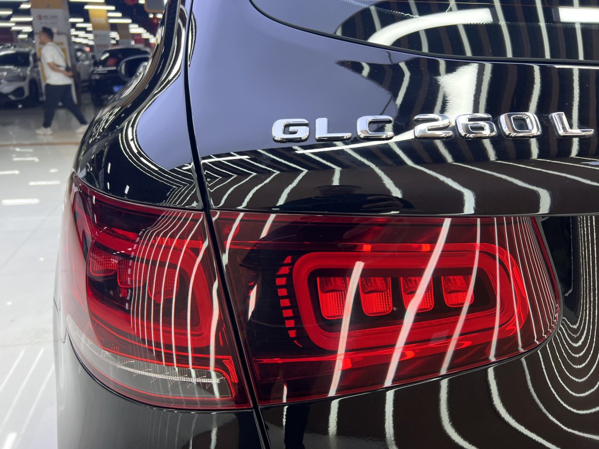 奔馳 奔馳GLC  2022款 改款二 GLC 260 L 4MATIC 豪華型圖片
