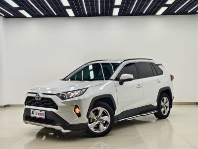 2022年3月 豐田 RAV4榮放 2.0L CVT四驅(qū)風尚版圖片