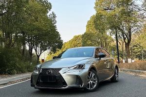 GS 雷克薩斯 300 F SPORT