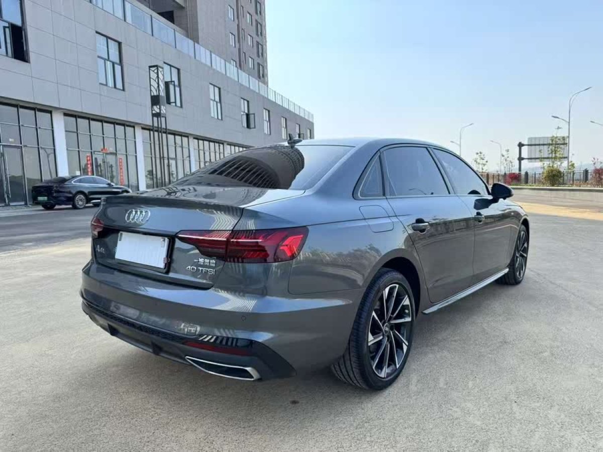 奧迪 奧迪A4L  2024款 40 TFSI 豪華動感型圖片