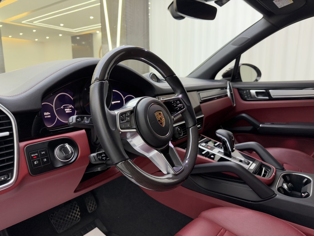 保時(shí)捷 Cayenne  2023款 Cayenne 3.0T 鉑金版圖片