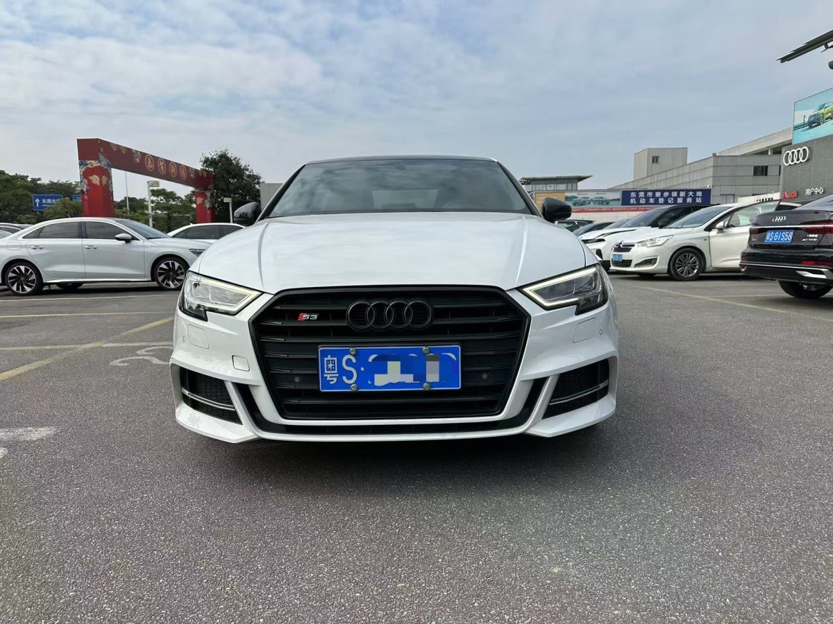 奧迪 奧迪A3  2019款 Limousine 35 TFSI 運(yùn)動(dòng)型 國(guó)VI圖片