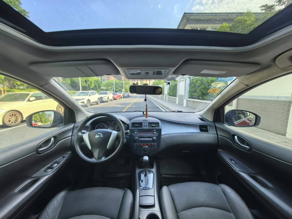 日產(chǎn) 騏達(dá)  2013款 1.6L CVT酷咖版圖片