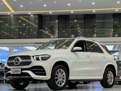 2019年7月 奔馳 奔馳A級(jí) A 220 L 4MATIC 運(yùn)動(dòng)轎車圖片