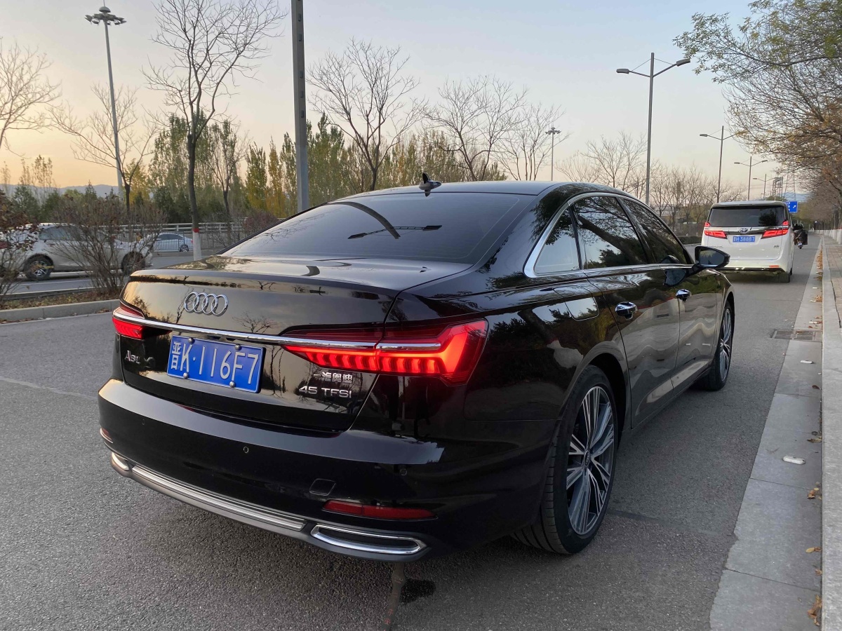 奧迪 奧迪A6L  2022款 45 TFSI 臻選致雅型圖片