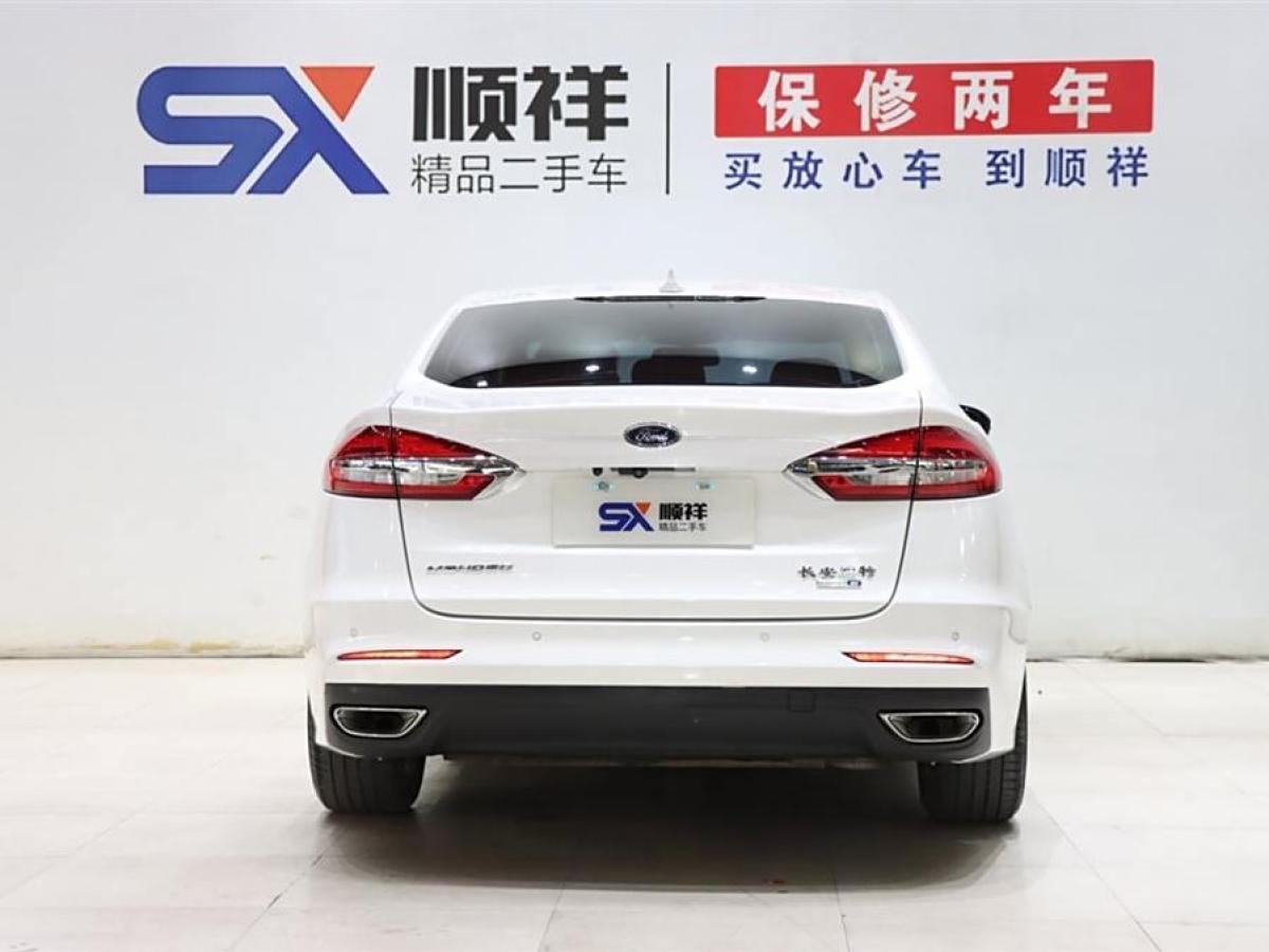 福特 蒙迪歐  2020款 EcoBoost 180 時(shí)尚型圖片