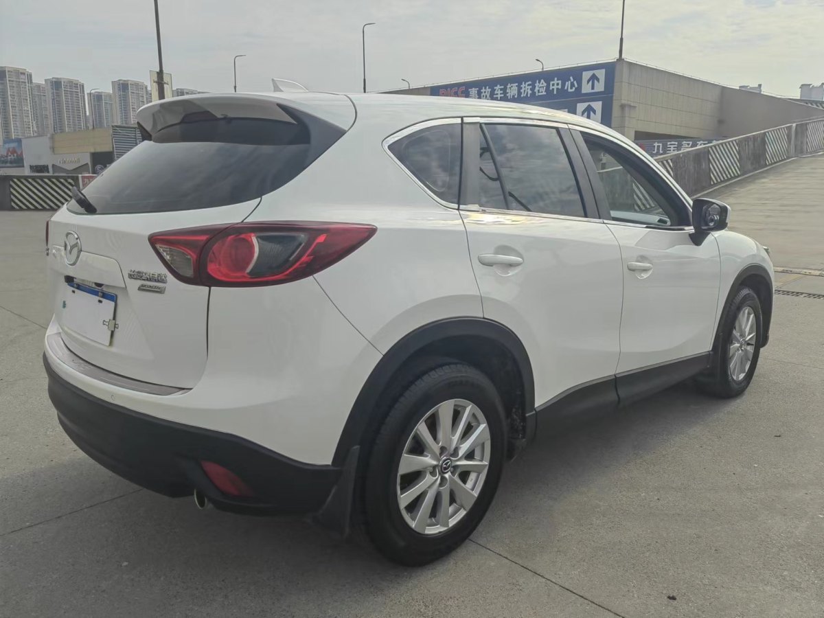 2015年10月馬自達(dá) CX-5  2015款 2.0L 自動(dòng)兩驅(qū)都市型