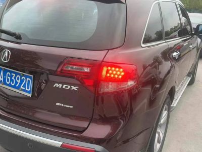 2010年1月 謳歌 MDX(進口) 3.7 標(biāo)準(zhǔn)豪華運動版圖片