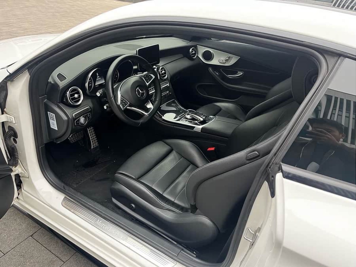 奔馳 奔馳C級(jí)  2018款 C 200 轎跑車圖片