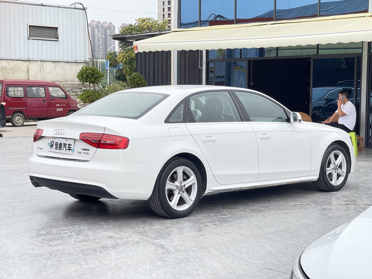 奧迪 奧迪A4L  2015款 35 TFSI 自動(dòng)舒適型圖片