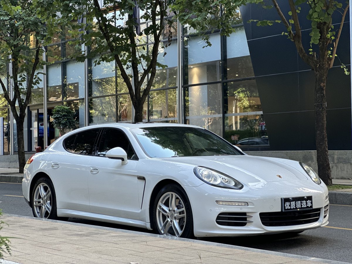 2013年11月保時(shí)捷 Panamera  2014款 Panamera 4 3.0T