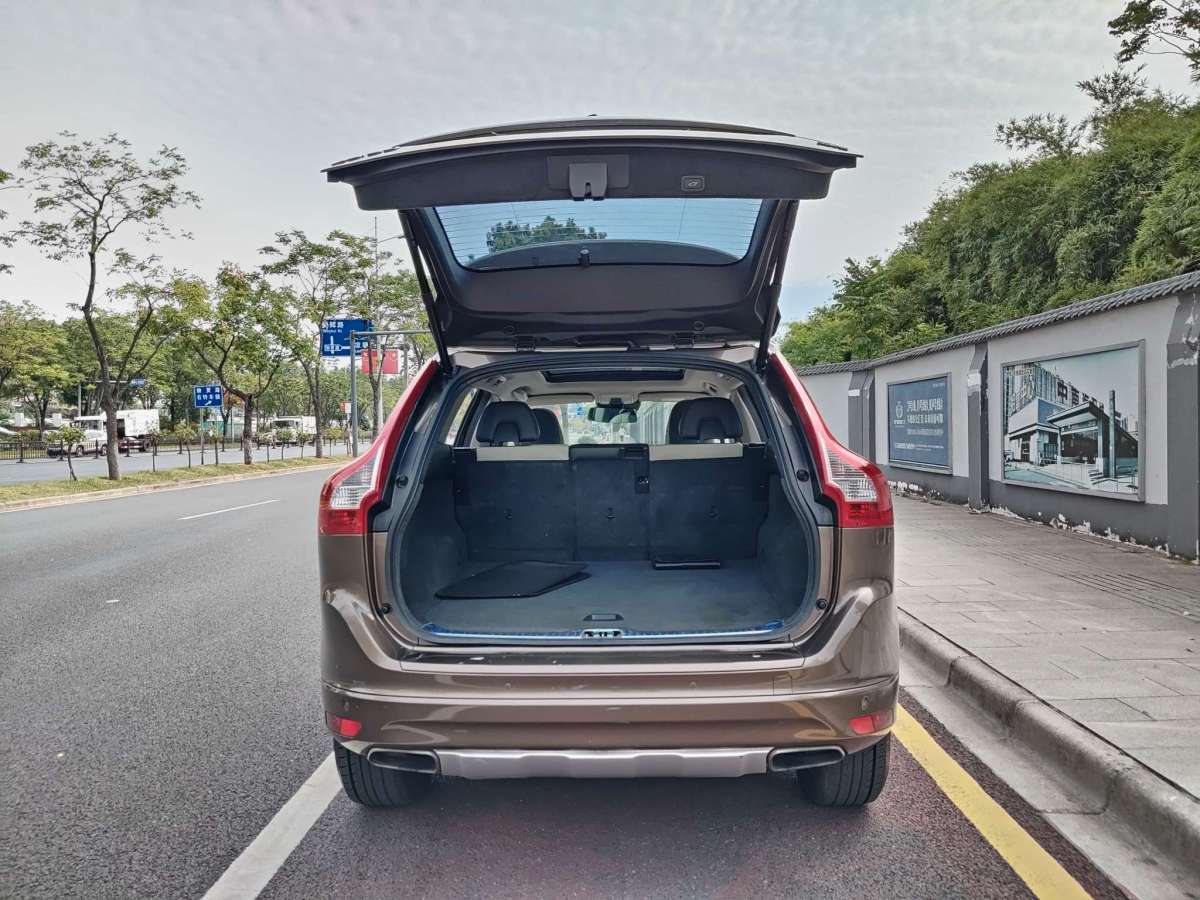 沃爾沃 XC60  2015款 T5 AWD 智遠(yuǎn)版圖片