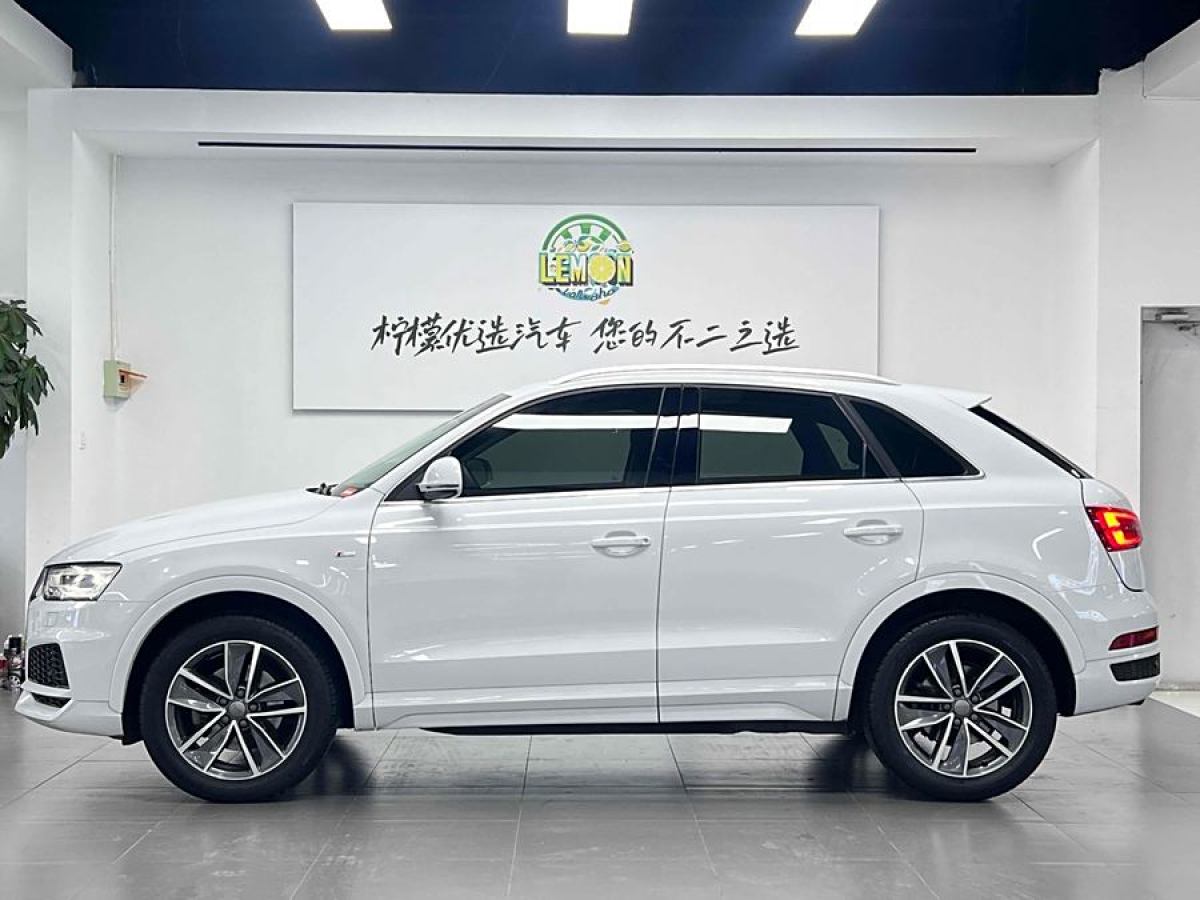 奧迪 奧迪Q3  2018款 30 TFSI 時(shí)尚型典藏版圖片