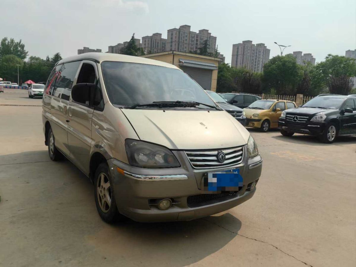東風(fēng)風(fēng)行 菱智  2014款 M3 1.6L 7座標(biāo)準(zhǔn)型圖片