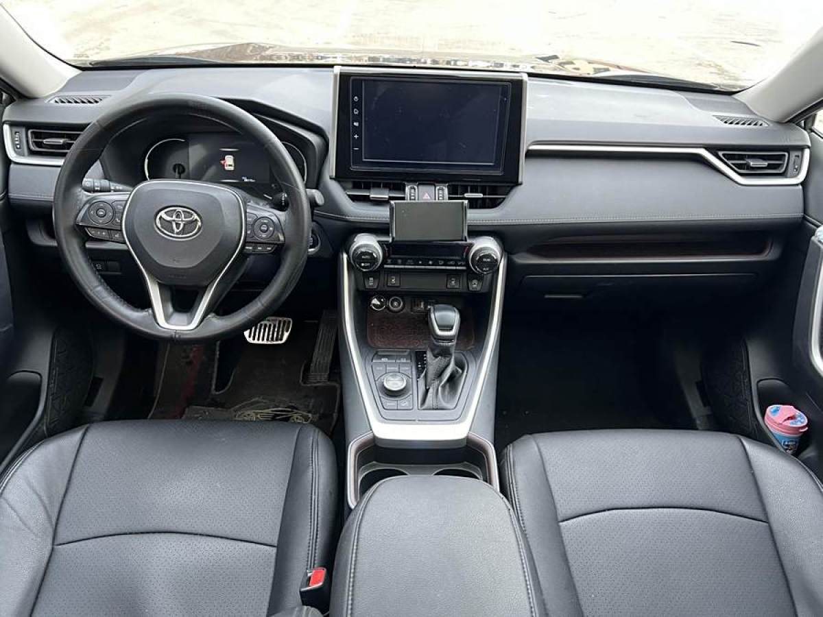 豐田 RAV4榮放  2020款 2.0L CVT四驅(qū)尊貴版圖片