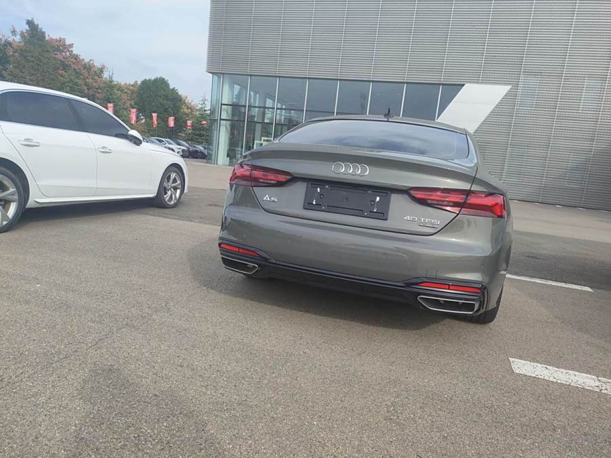 奧迪 奧迪A5  2024款 Sportback 40 TFSI quattro 豪華動(dòng)感型圖片