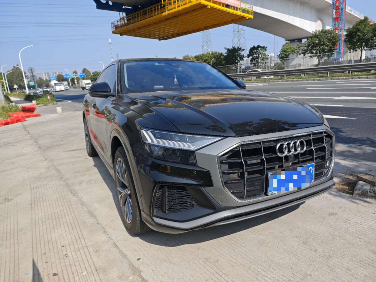 奧迪 奧迪Q8  2022款 55 TFSI 豪華動感型圖片