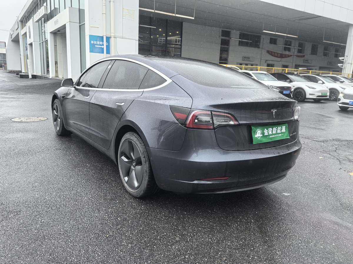 2019年12月特斯拉 Model 3  2019款 長續(xù)航全輪驅(qū)動版