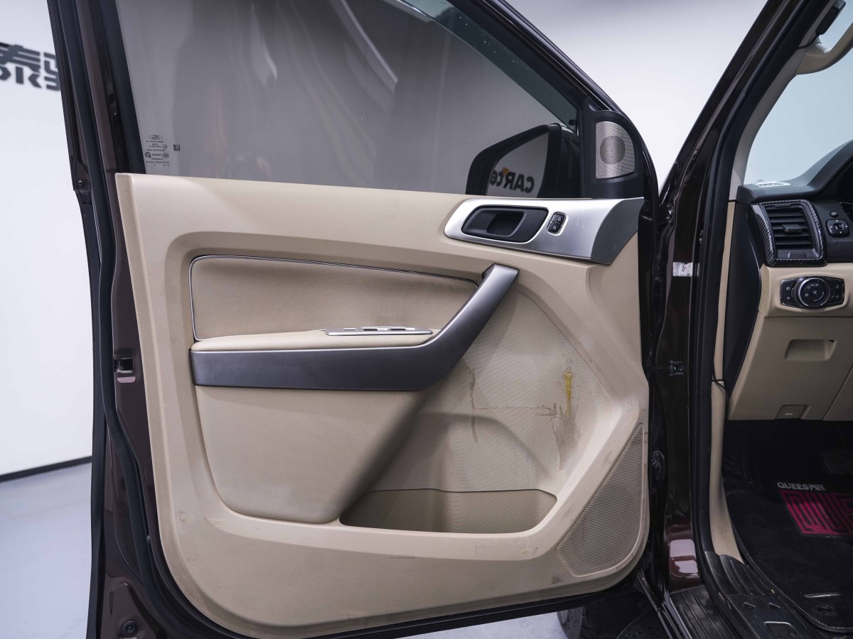 福特 撼路者  2017款 2.0T 汽油自动四驱菁英版 5座图片
