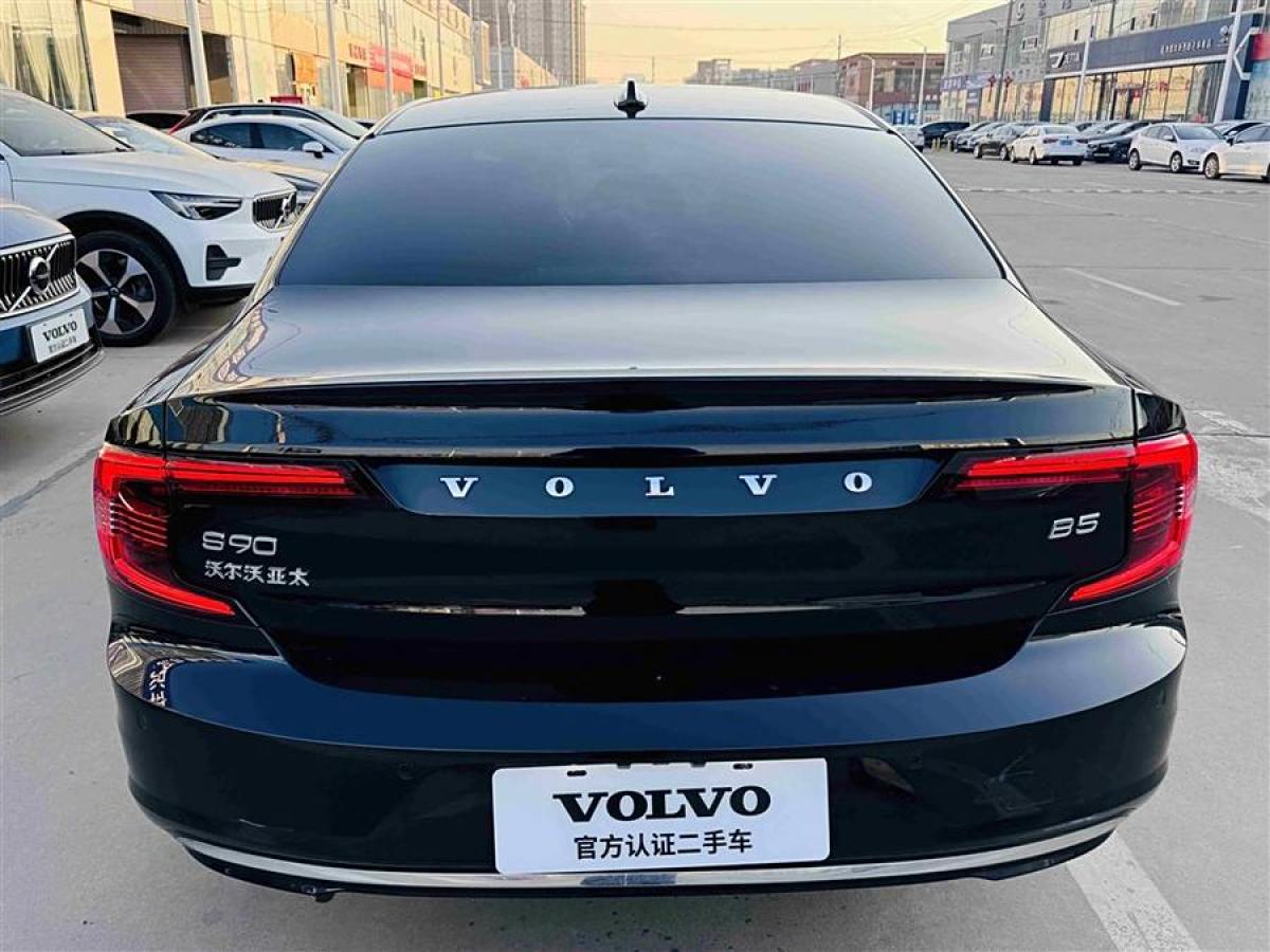 沃爾沃 S90  2023款 B5 智雅豪華版圖片