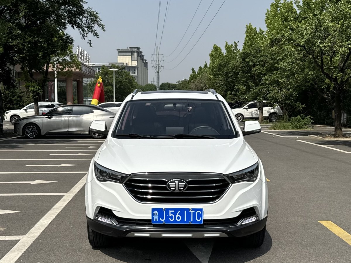 奔騰 X40  2017款 1.6L 手動豪華型圖片