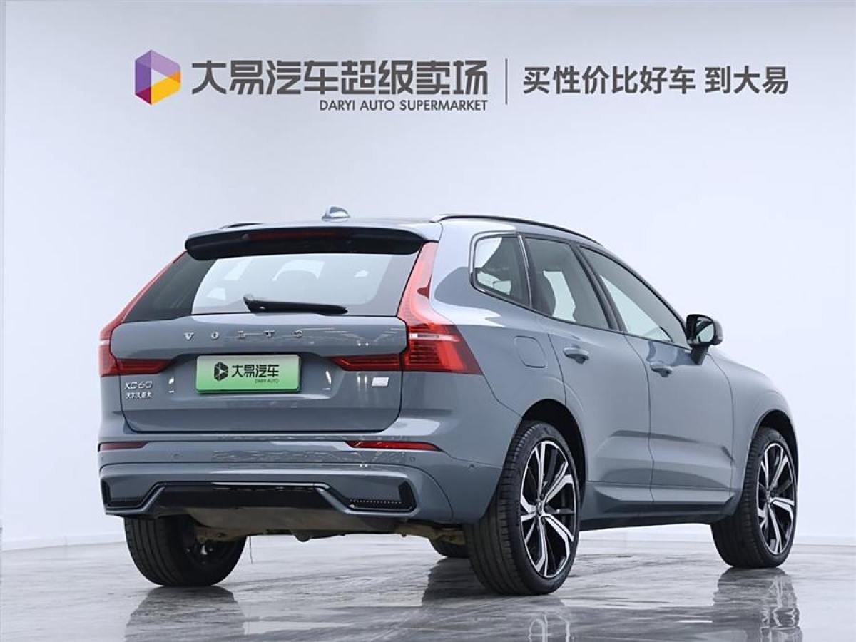 沃尔沃 XC60新能源  2024款 T8 插电混动 长续航四驱智远运动版图片