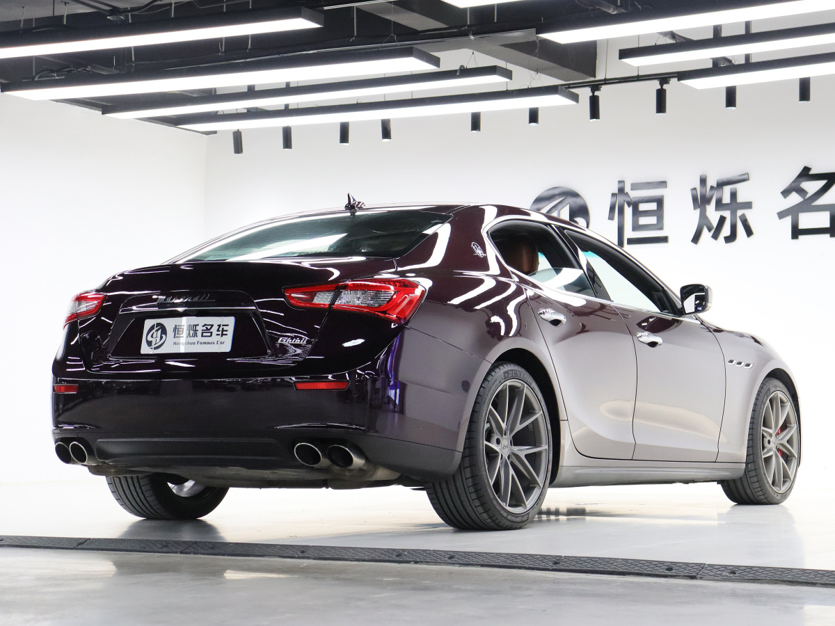 瑪莎拉蒂 Ghibli  2014款 3.0T 標(biāo)準(zhǔn)版圖片