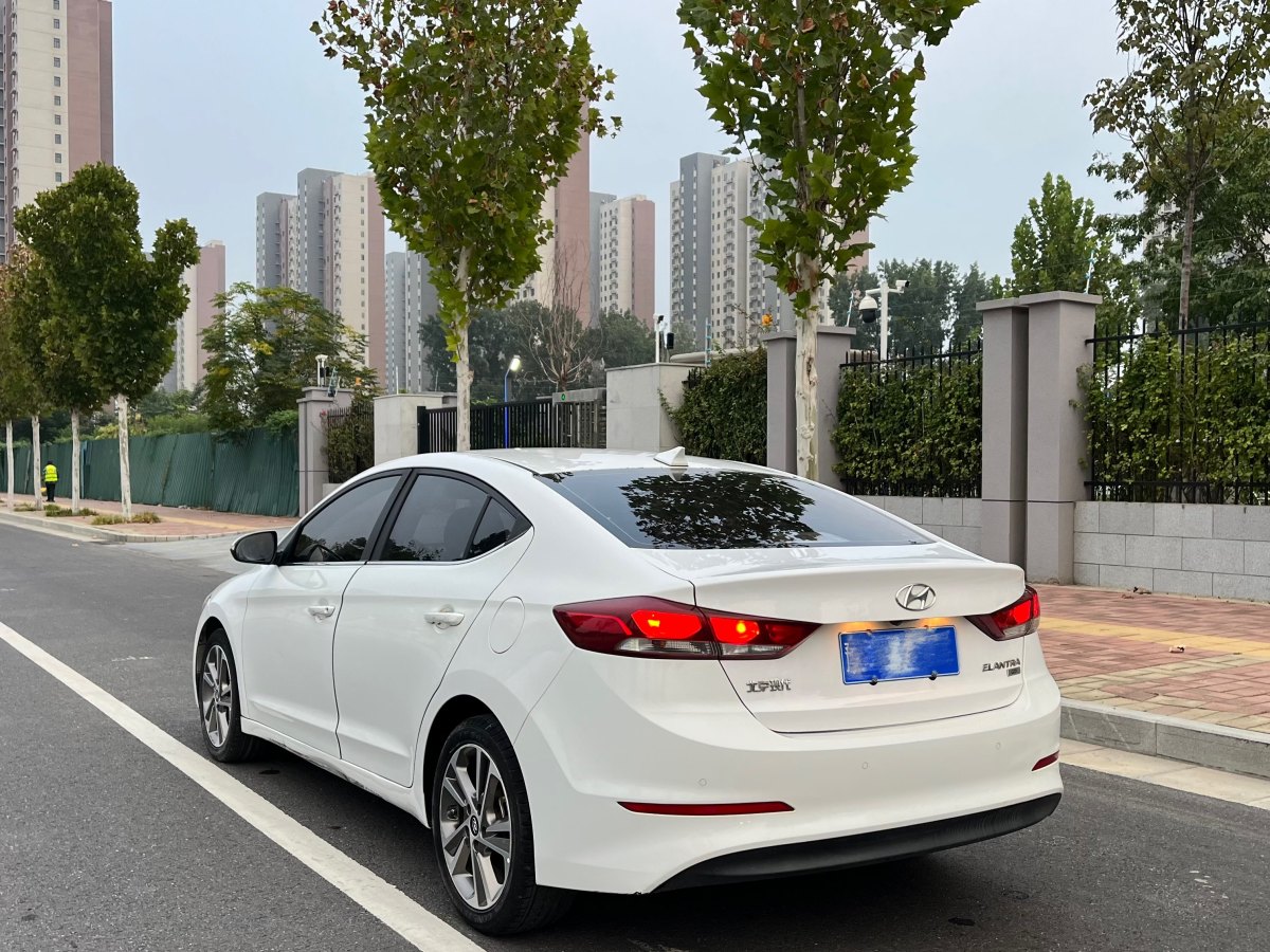 現(xiàn)代 領(lǐng)動  2016款 1.6L 自動智炫?精英型圖片