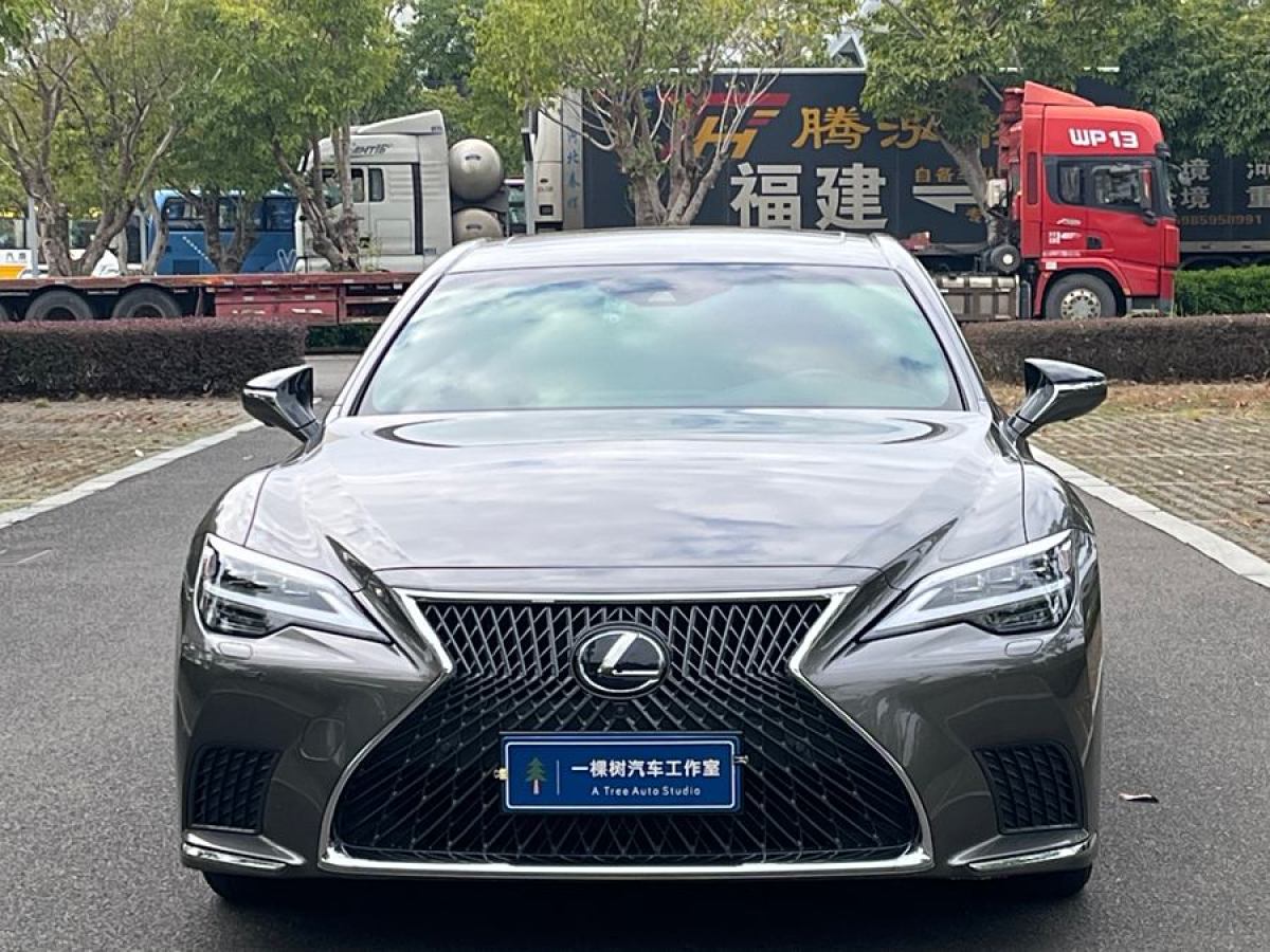 雷克薩斯 LS  2021款 500h 卓越版圖片