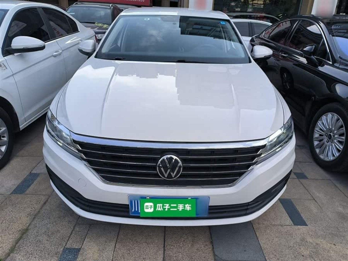 大眾 朗逸  2022款 1.5L 自動(dòng)風(fēng)尚版圖片