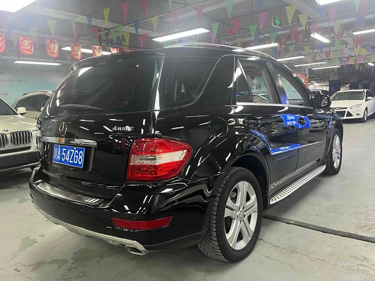 奔馳 奔馳M級  2010款 ML 350 4MATIC豪華型圖片