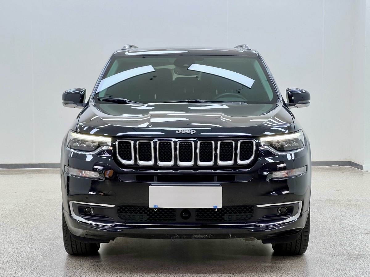 Jeep 大指揮官  2018款 2.0T 四驅(qū)智享版圖片