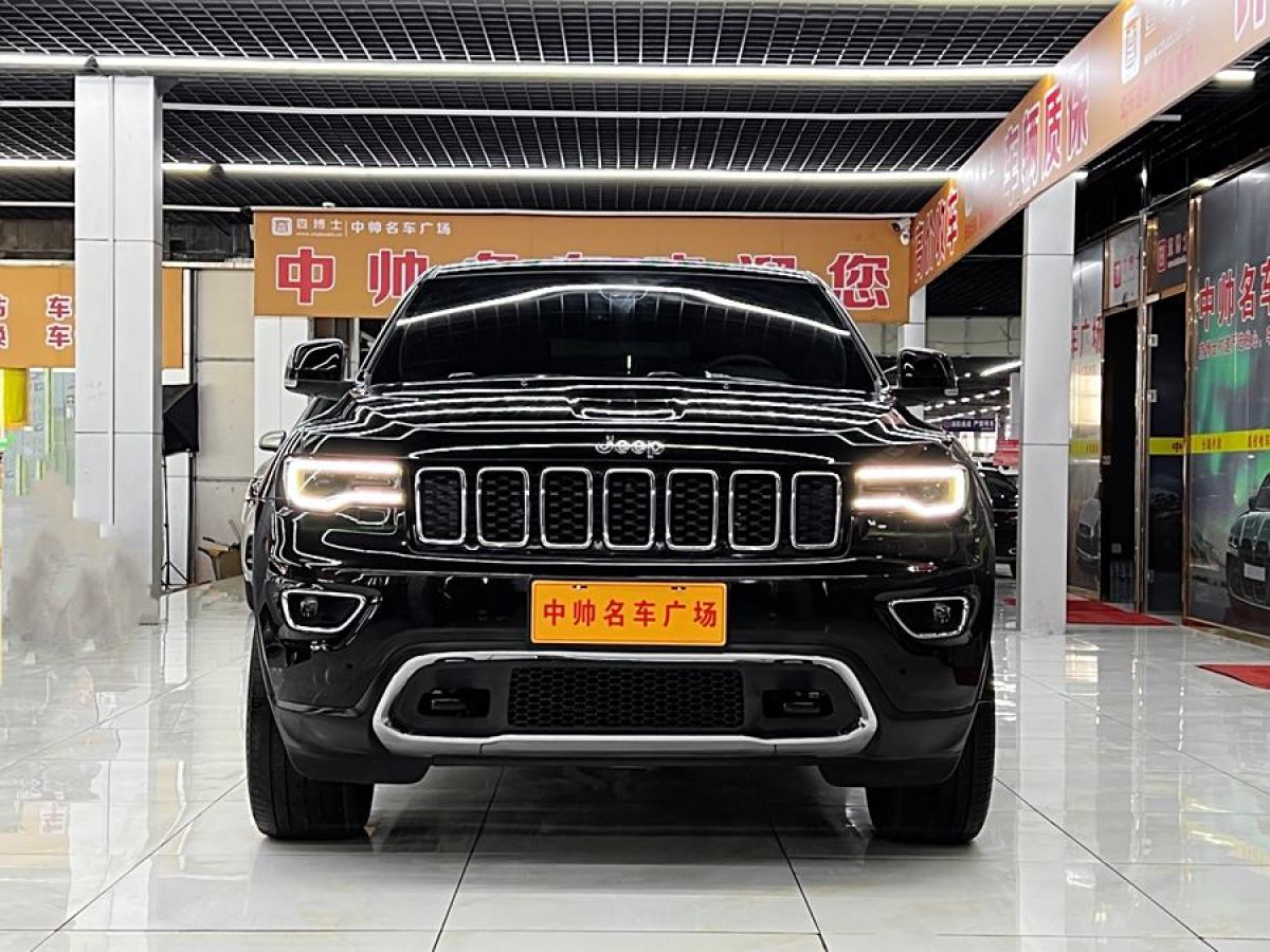 Jeep 大切诺基  2020款 3.0L 精英导航版图片