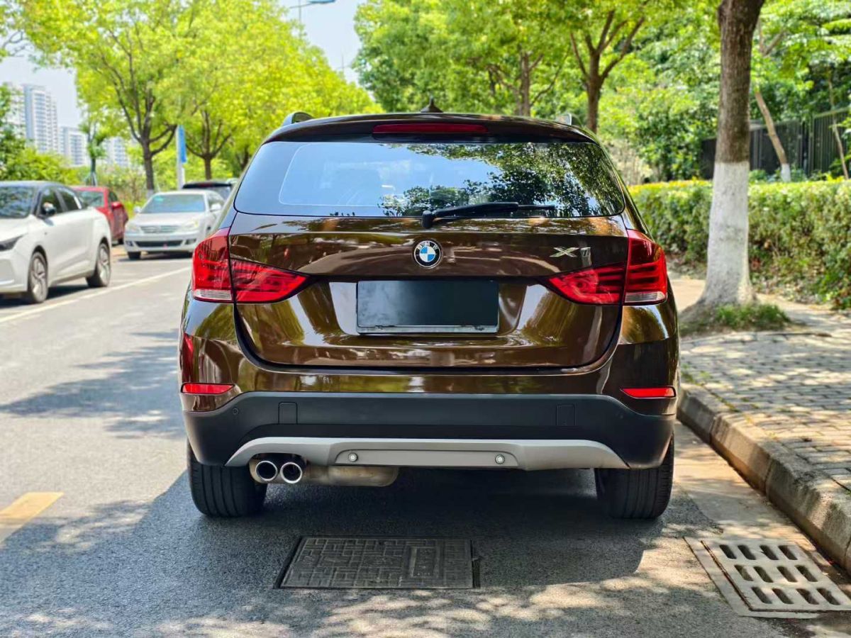寶馬 寶馬X1  2015款 xDrive20i X套裝晉級(jí)版圖片