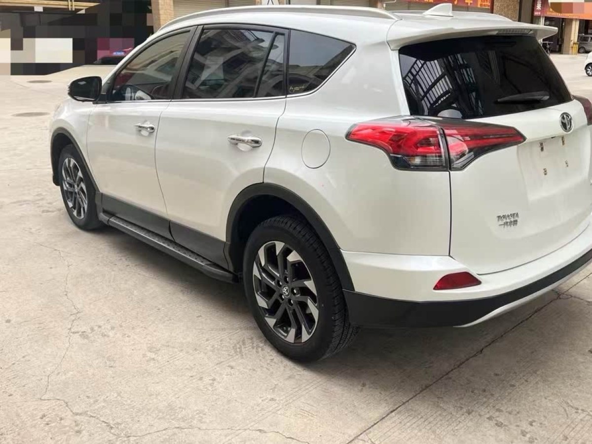 豐田 RAV4榮放  2016款 2.5L 自動四驅(qū)精英版圖片