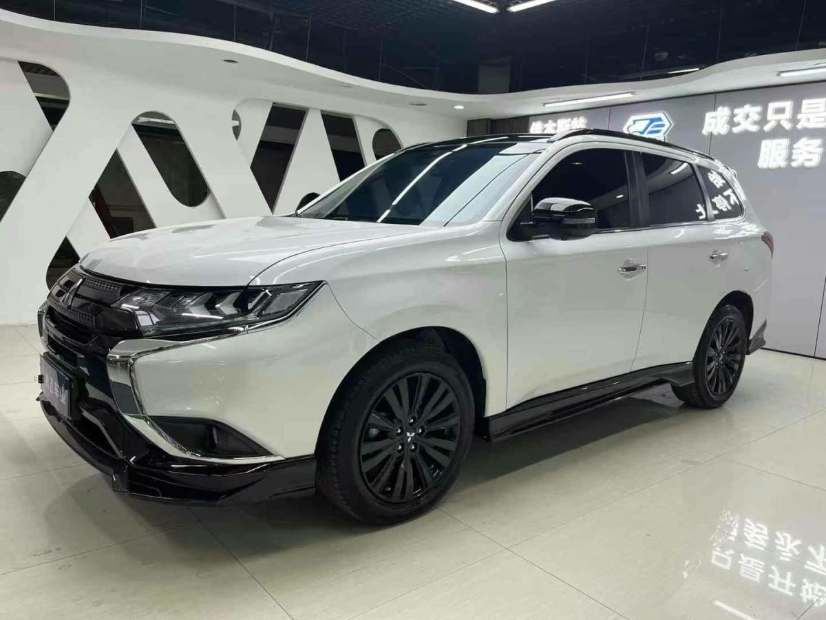 吉利 博瑞GE新能源  2022款 1.5T PHEV 里程升級版豪華型圖片