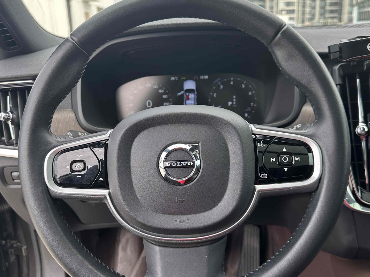 2021年9月沃爾沃 V90  2023款 Cross Country B5 AWD 智遠(yuǎn)版