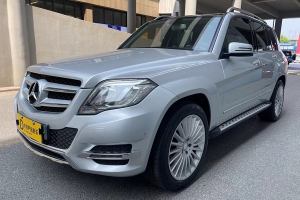 奔驰GLK级 奔驰 GLK 300 4MATIC 动感天窗型