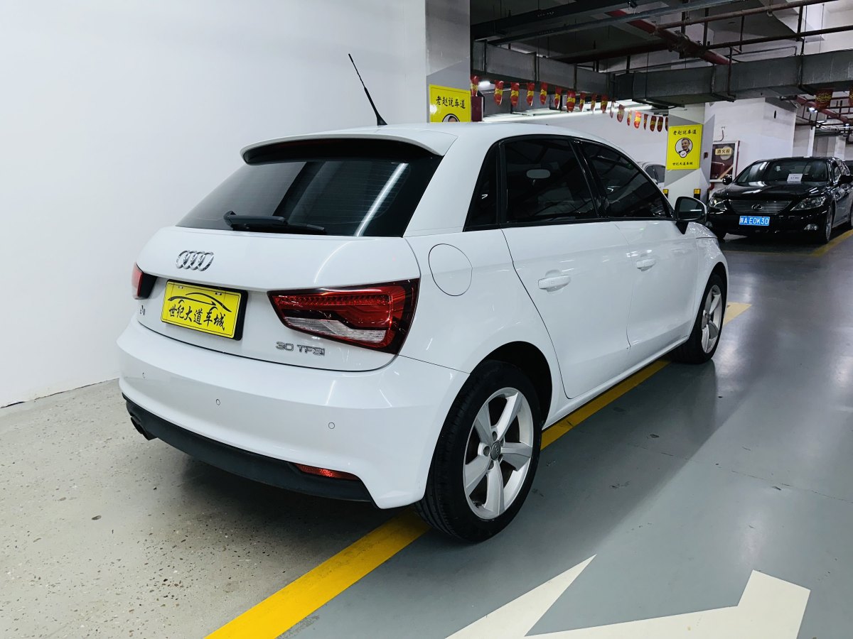 奥迪 奥迪A1  2016款 30 TFSI Sportback Design风尚版图片