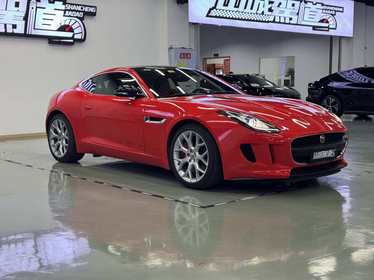 捷豹 F-TYPE  2016款 3.0T 硬頂版圖片