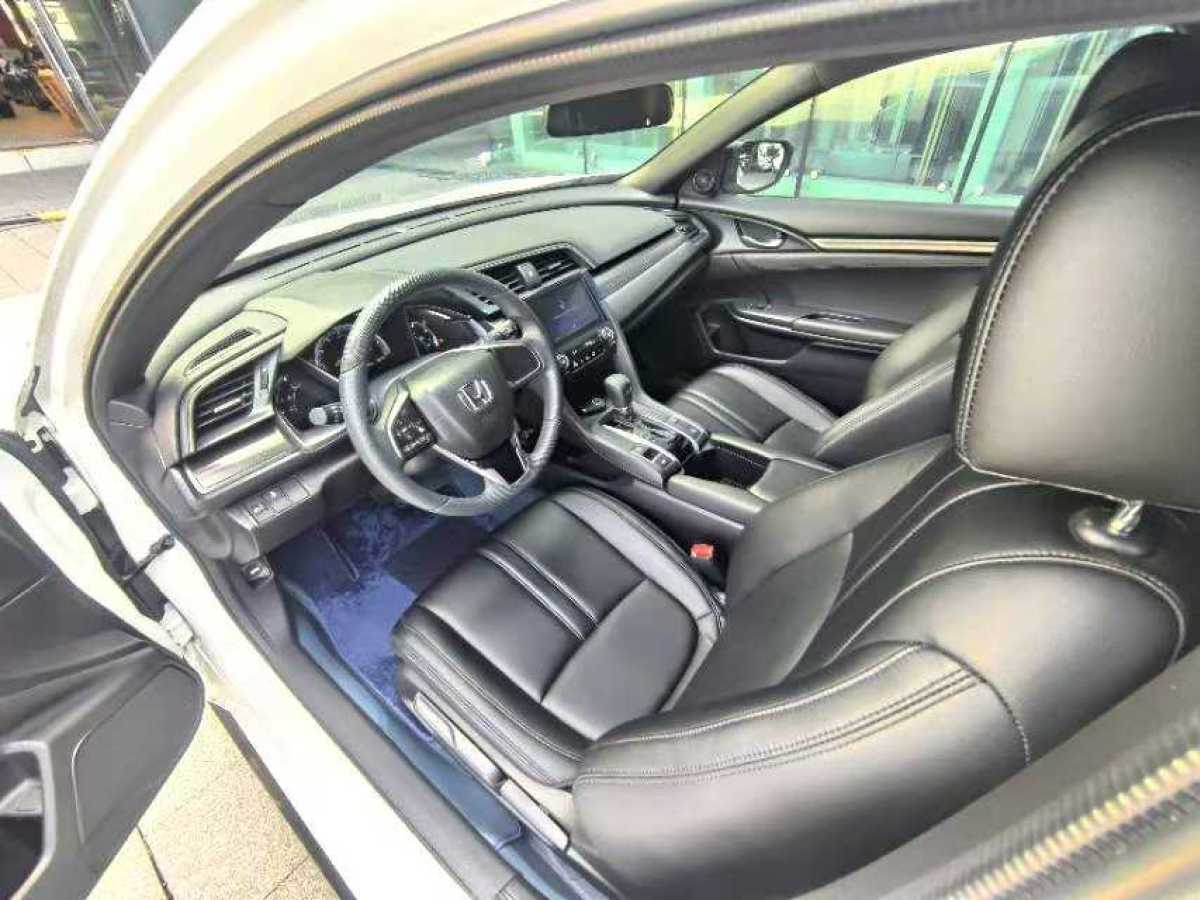 本田 思域  2021款 HATCHBACK 220TURBO CVT新銳控圖片
