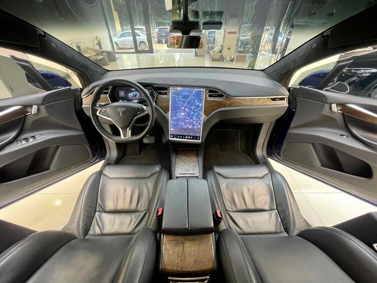 特斯拉 Model X  2016款 Model X 90D圖片