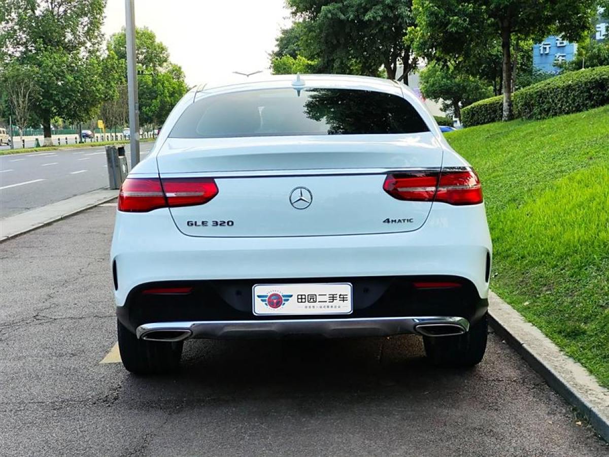 奔驰 奔驰GLE轿跑  2018款 GLE 320 4MATIC 轿跑SUV图片