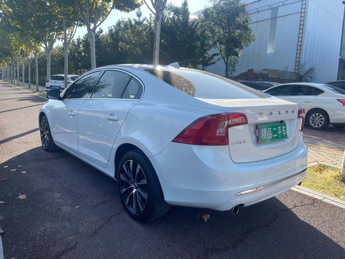 沃爾沃 S60L  2020款  T5 智進進階版圖片