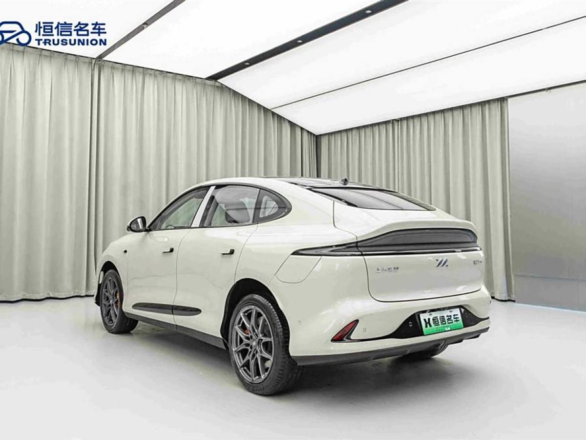 智己 智己LS6  2023款 Max 標(biāo)準(zhǔn)版圖片